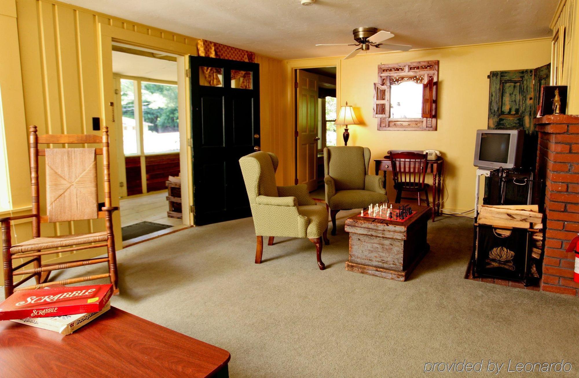 Bed and Breakfast The Manor On Golden Pond Holderness Pokoj fotografie